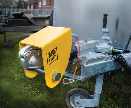 Maypole High Vis Avonride Hitchlock Kit Trailer Security Lock MP9582 - Maypole9582fitted.jpg